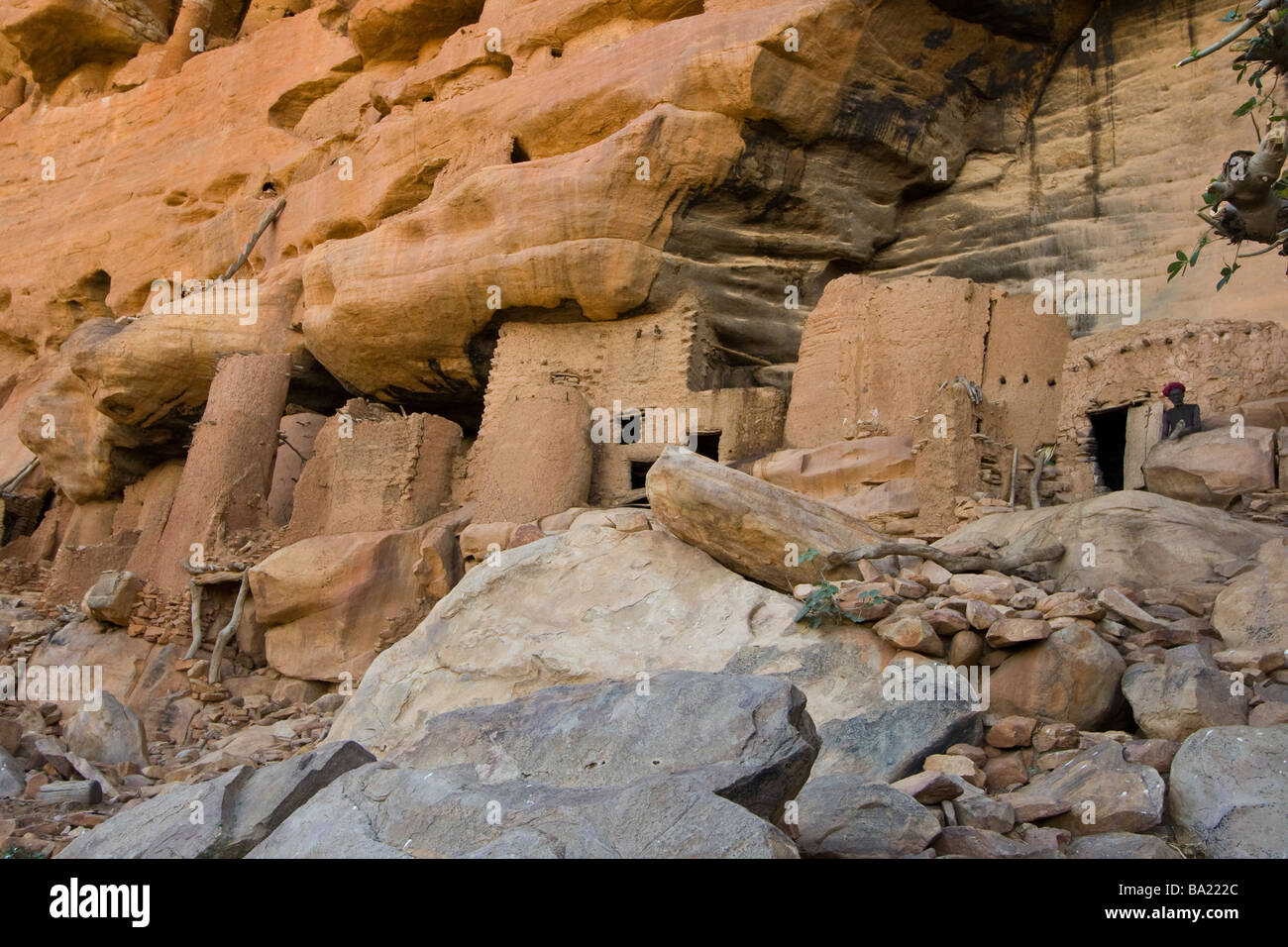 Capo villaggio in Youga Piri nel Pays Dogon del Mali Foto Stock