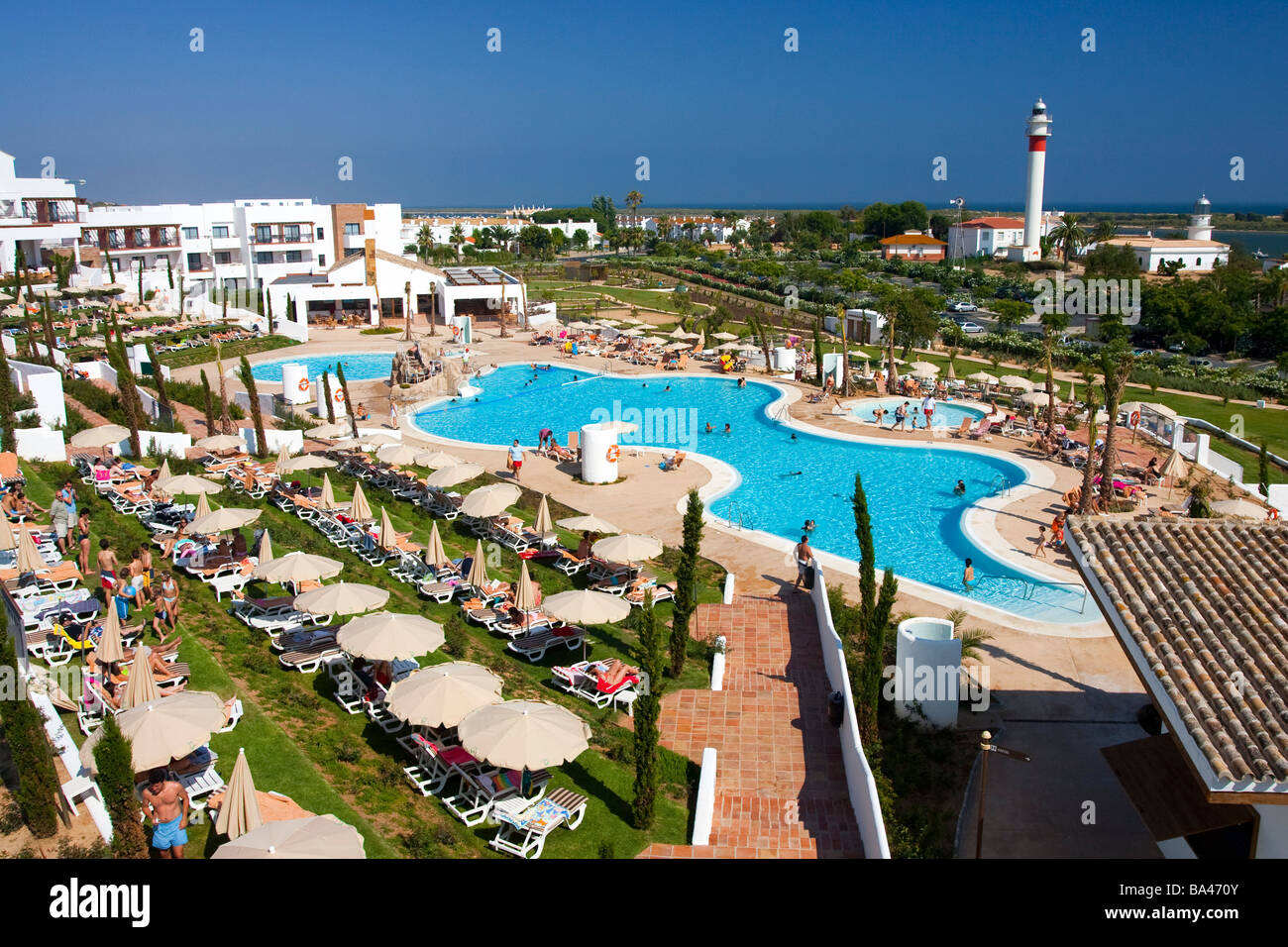 Hotel Fuerte e il faro città di El Rompido mucipality di Cartaya provincia di Huelva comunità autonoma di Andalusia Foto Stock