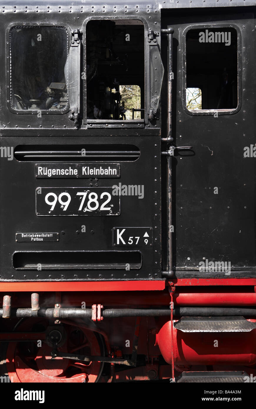 Ferrovia a Vapore loco dettaglio cabina loco cilindri di ruota di cilindri di pressione enorme Roland Meclemburgo-pomerania rimproveri Foto Stock