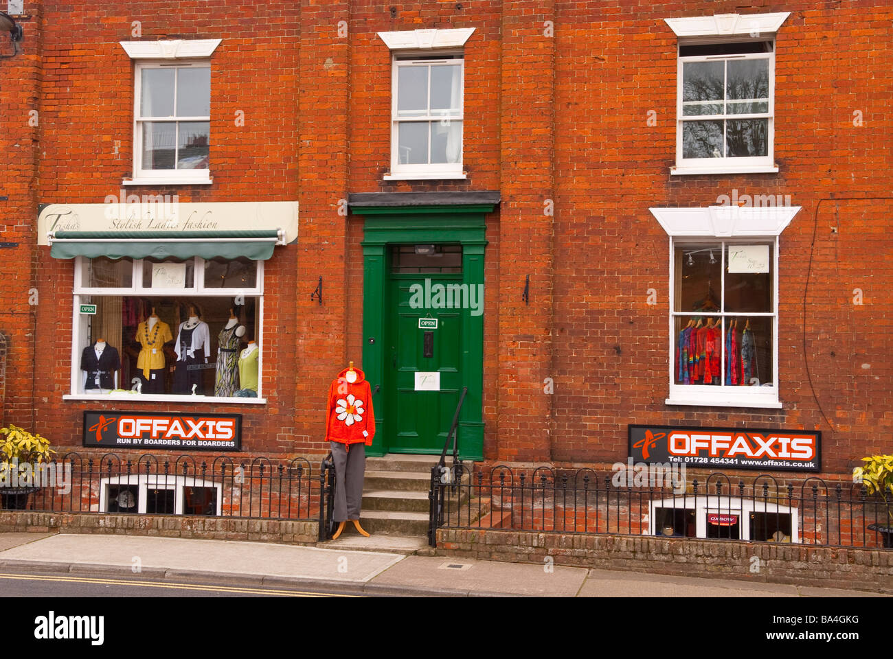 Trisha le eleganti ladies fashion shop negozio vendita womens vestiti in Aldeburgh,Suffolk, Regno Unito Foto Stock