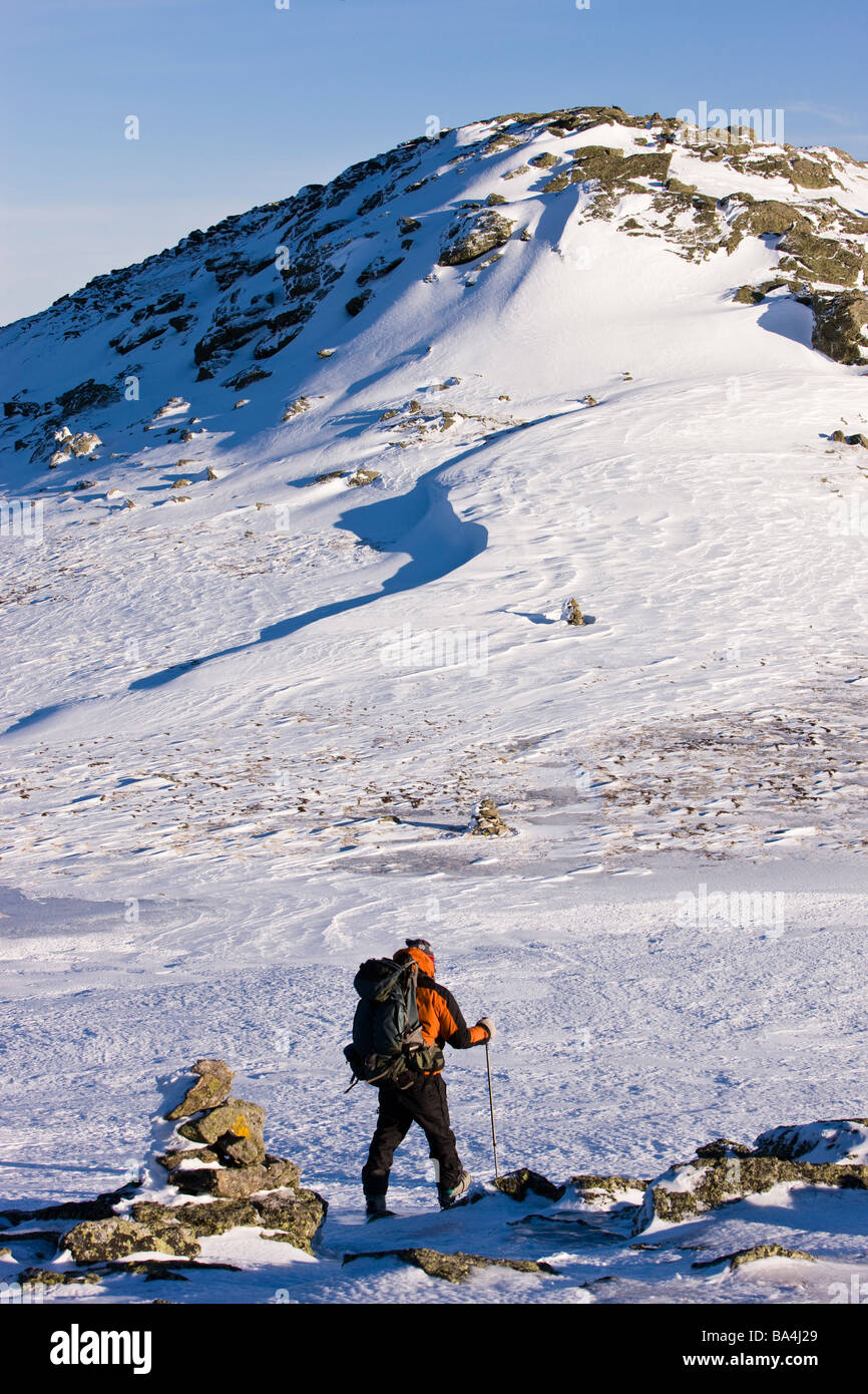 Escursioni invernali sul Monte Creta sopra il grande golfo di le White Mountains del New Hampshire. Foto Stock