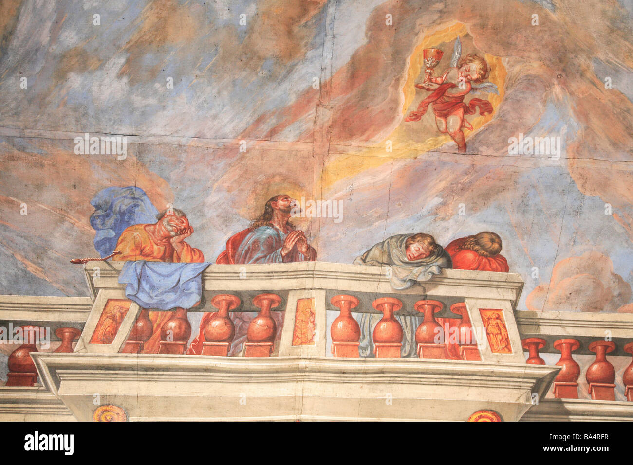 All'interno affreschi della chiesa del convento di Sabiona Monastero di Sabiona vicino a Klausen chiusa del Trentino Foto Stock