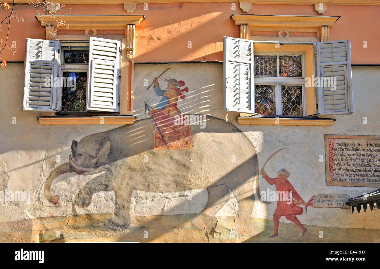Fresko presso lo storico hotel elefant a Bressanone bressanone trentino italia Foto Stock