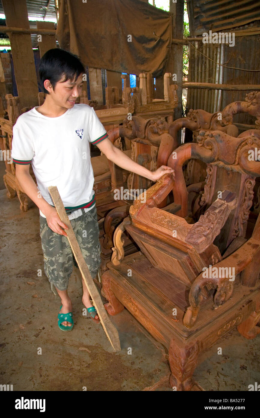Il vietnamita mobili fabbrica in Dong ha il Vietnam Foto Stock
