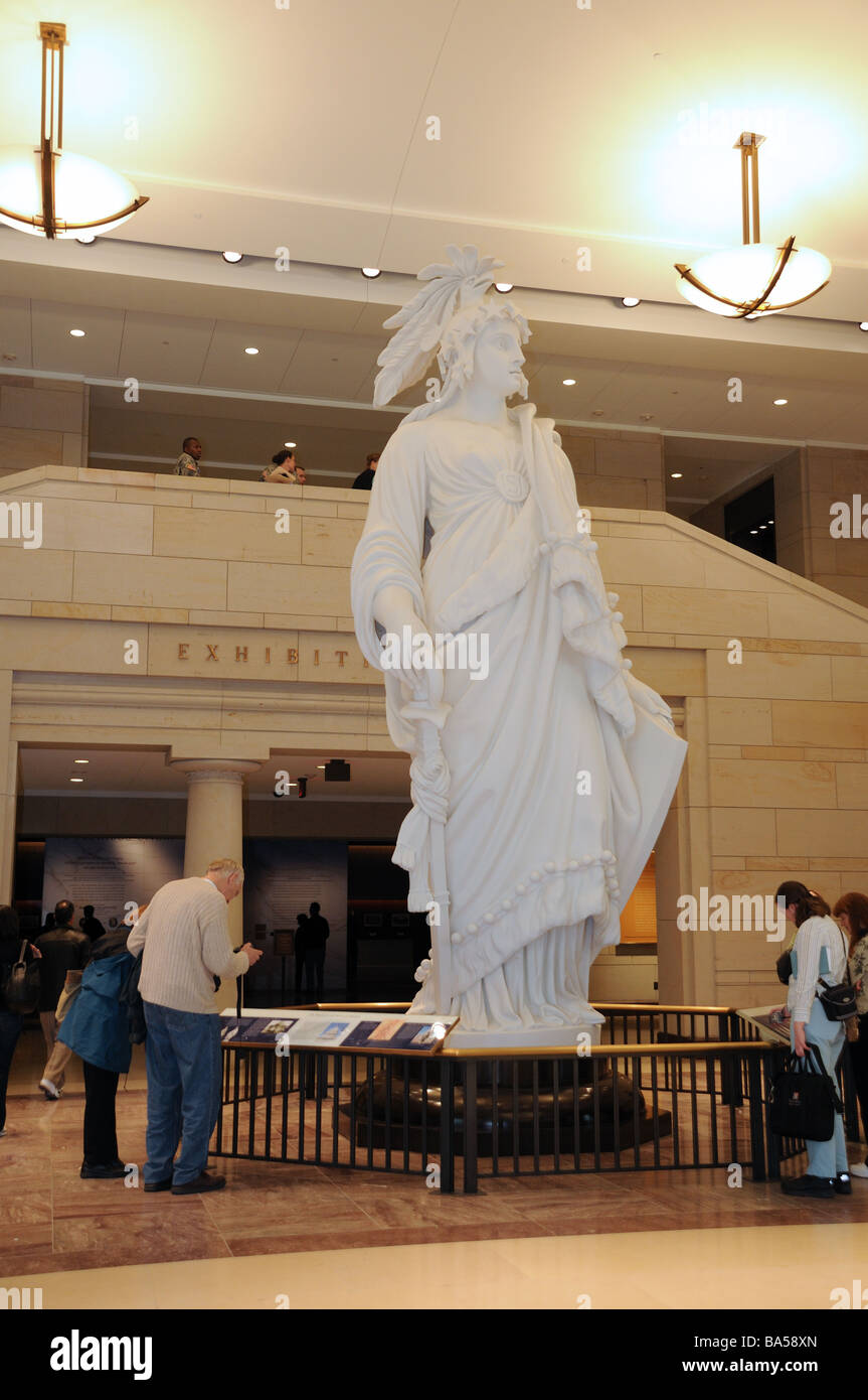 Il modello in gesso per la statua della libertà, che sormonta la cupola del palazzo del Campidoglio degli Stati Uniti a Washington, D. C. fu collocata lì nel 1863. Foto Stock