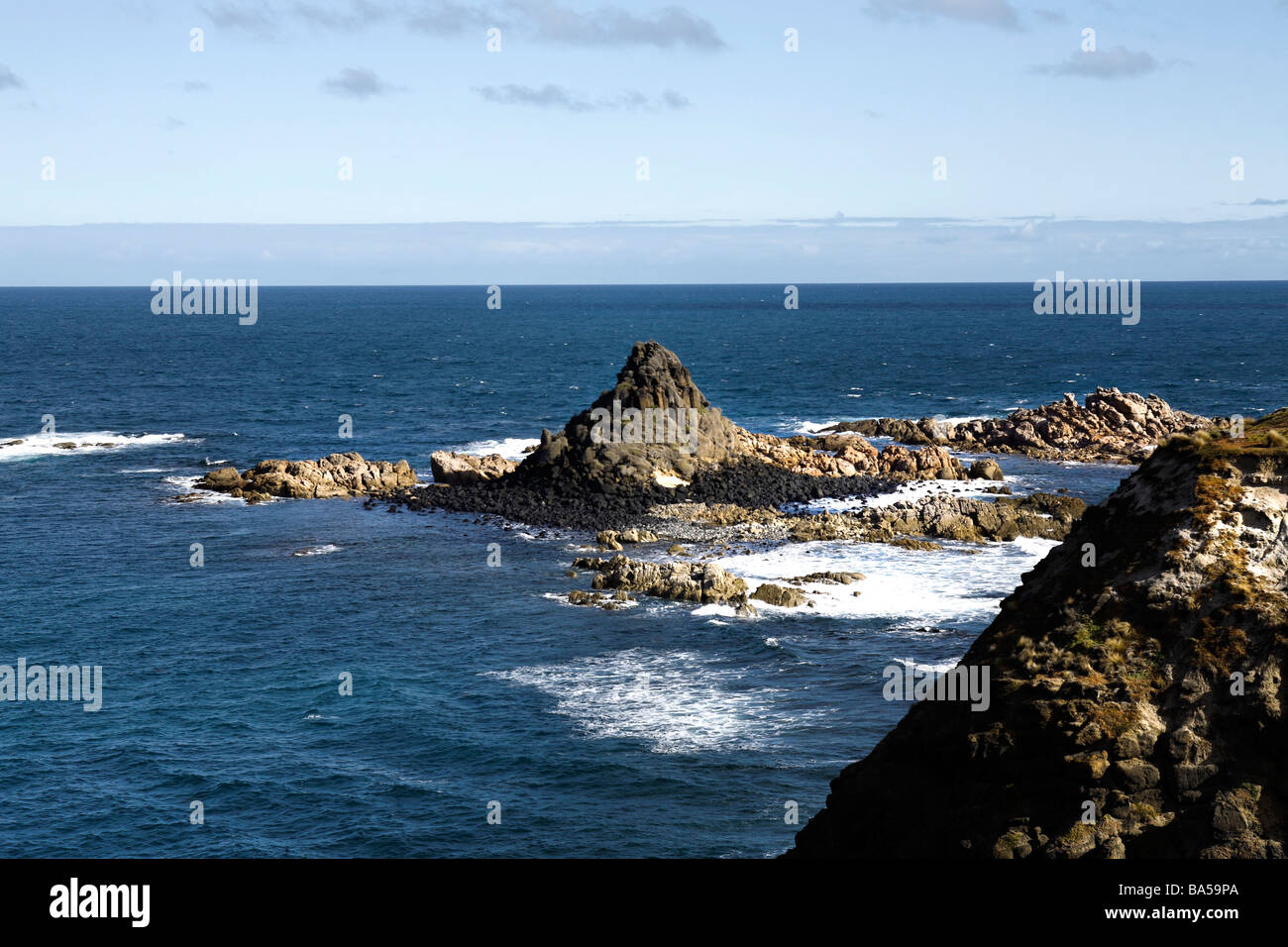 Piramide di roccia Mare di Tasman Phillip Island Victoria Australia Foto Stock