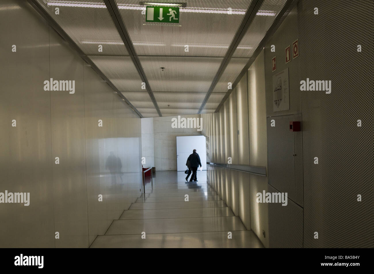 Casa da Musica di Porto progettato dall'architetto olandese Rem Koolhaas Foto Stock