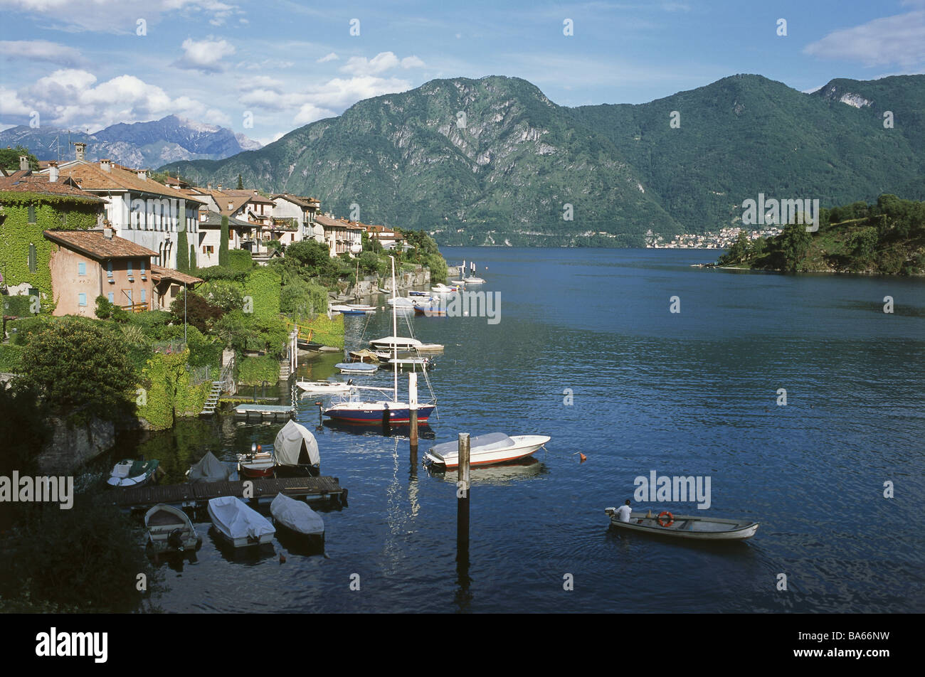 Italia Lombardei Comer mare Ossuccio Posto-parere approdo barche Isola Comacina cameriere-Italia Nord-italia cameriere-italiano Foto Stock