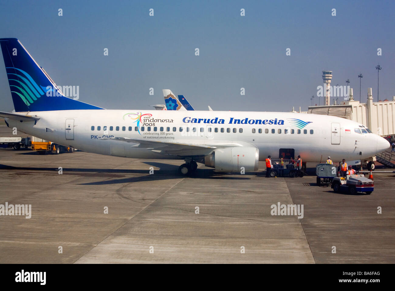 Garuda Airlines all'aeroporto di Surabaya, Indonesia Foto Stock