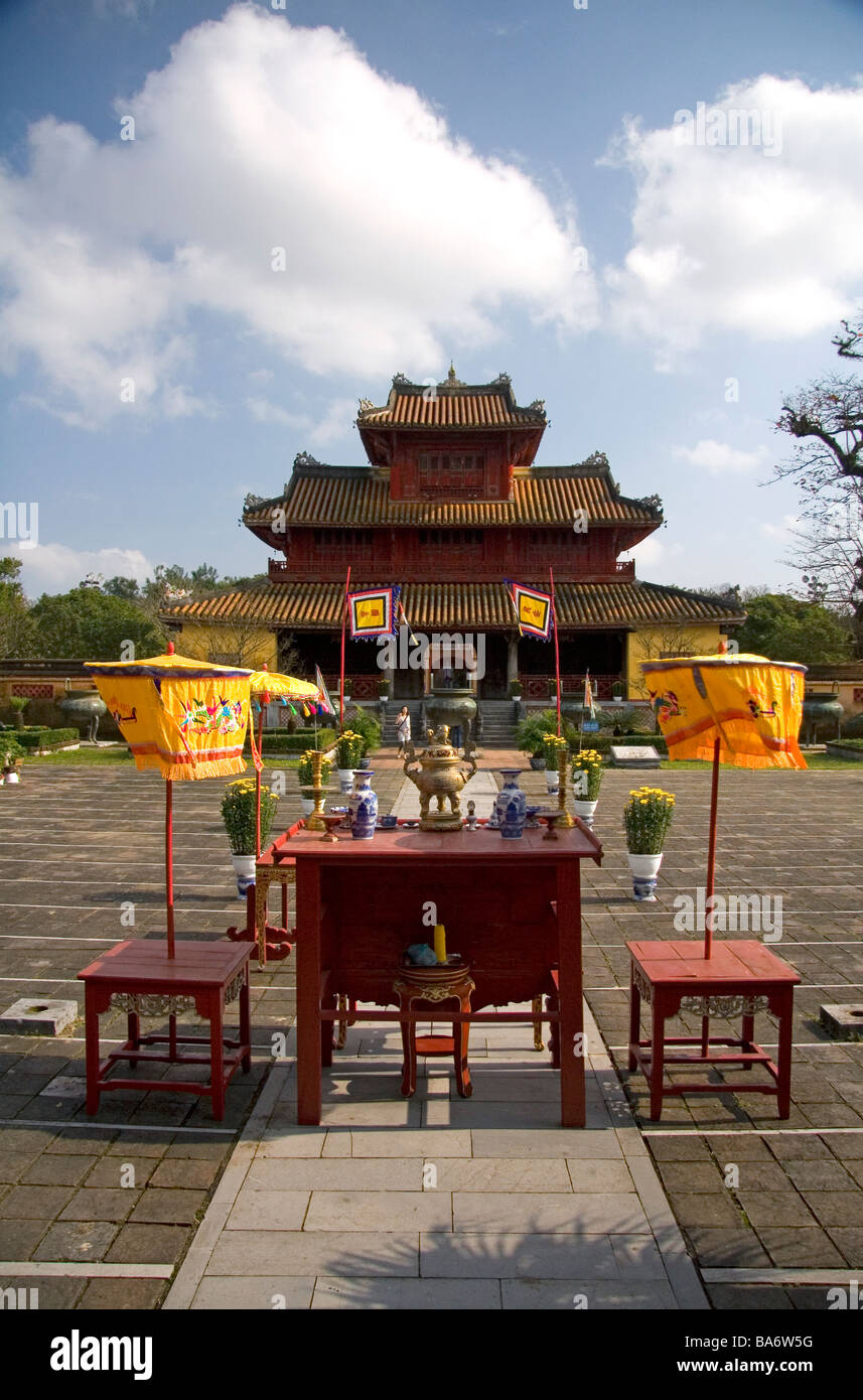 Il Tempio Mieu all'interno della cittadella imperiale di Hue Vietnam Foto Stock