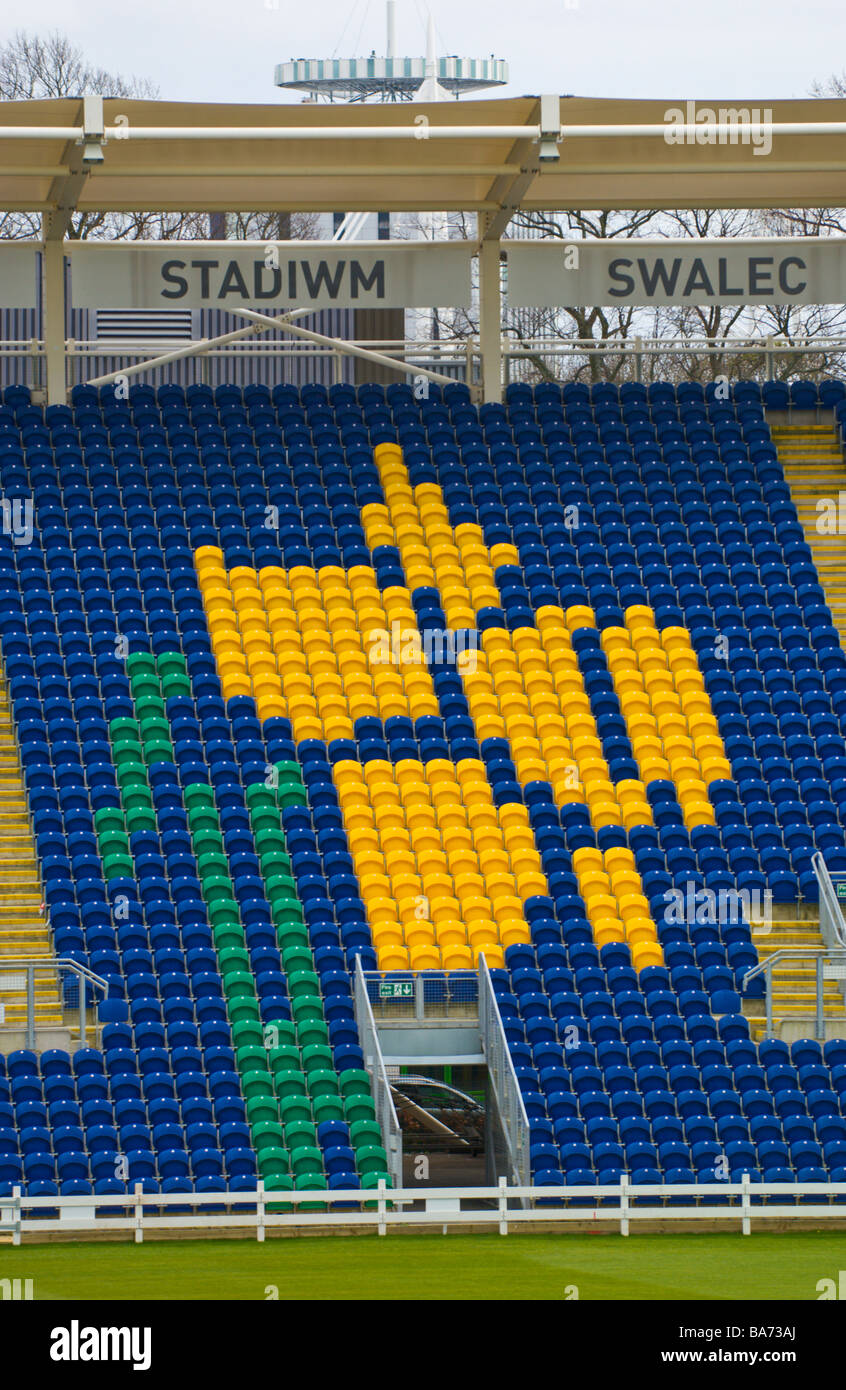 SWALEC Stadium Glamorgan cricket ground Sophia Gardens Cardiff Galles del Sud tribuna del Regno Unito con il logo daffodil Foto Stock