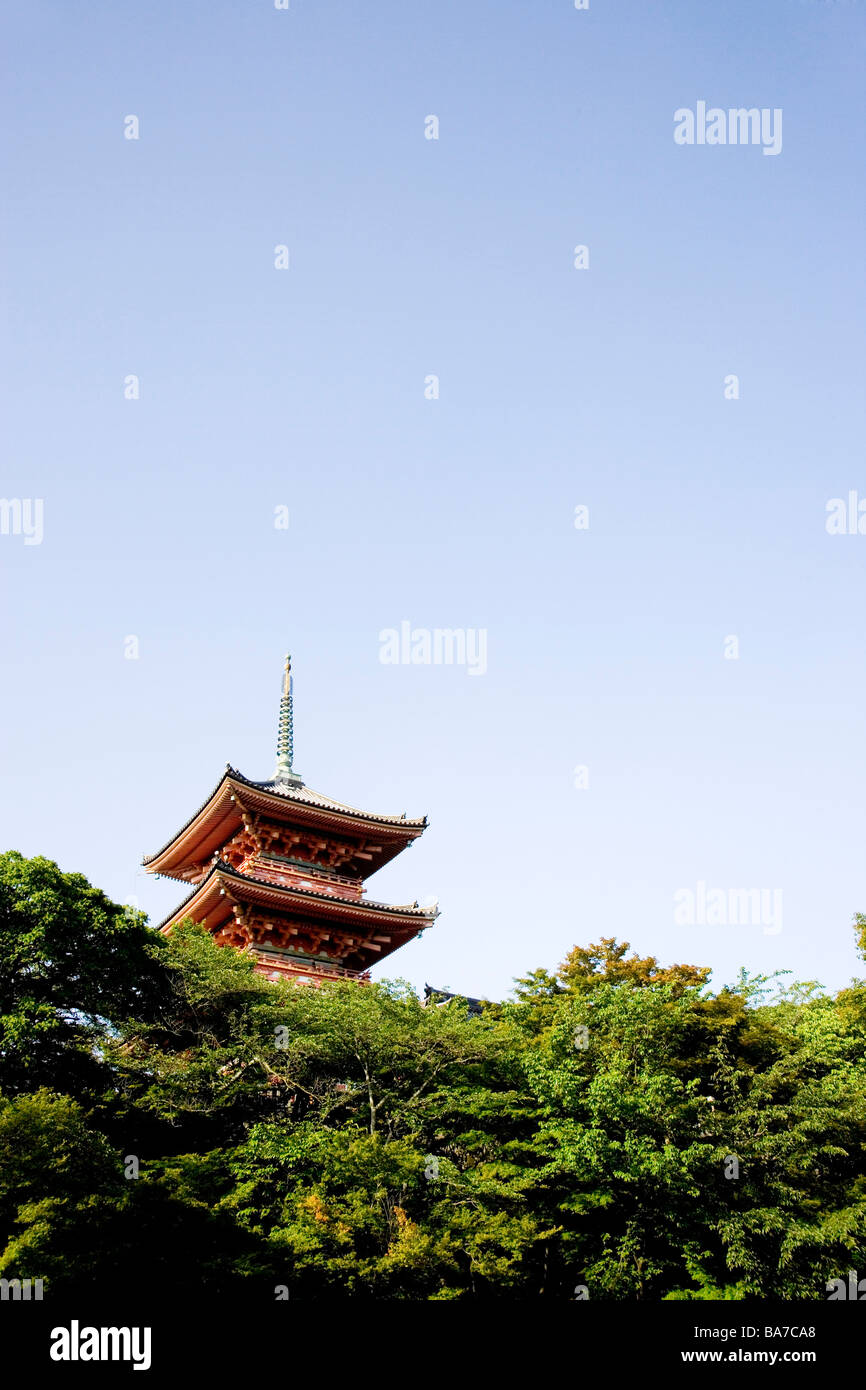 Tempio Kiyomizudera basso angolo di vista di Kyoto in Giappone Foto Stock