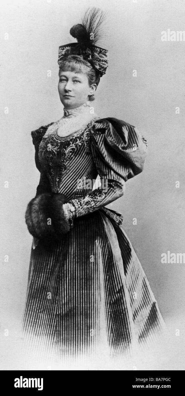 Augusta Victoria, 22.10.1858 - 11.4.1921, Empress tedesco 15.6.1888 - 9.11.1918, mezza lunghezza, circa 1890, , Foto Stock