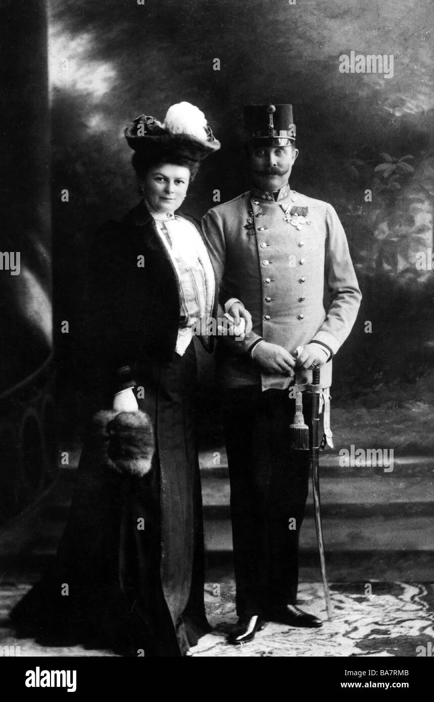 Francesco Ferdinando, 18.12.1863 - 28.6.1914, Arciduca, erede apparente di Austria-Ungheria 30.1.1889 - 28.6.1914, a tutta lunghezza, con sua moglie Sophie Chotek, foto, circa 1910, Foto Stock