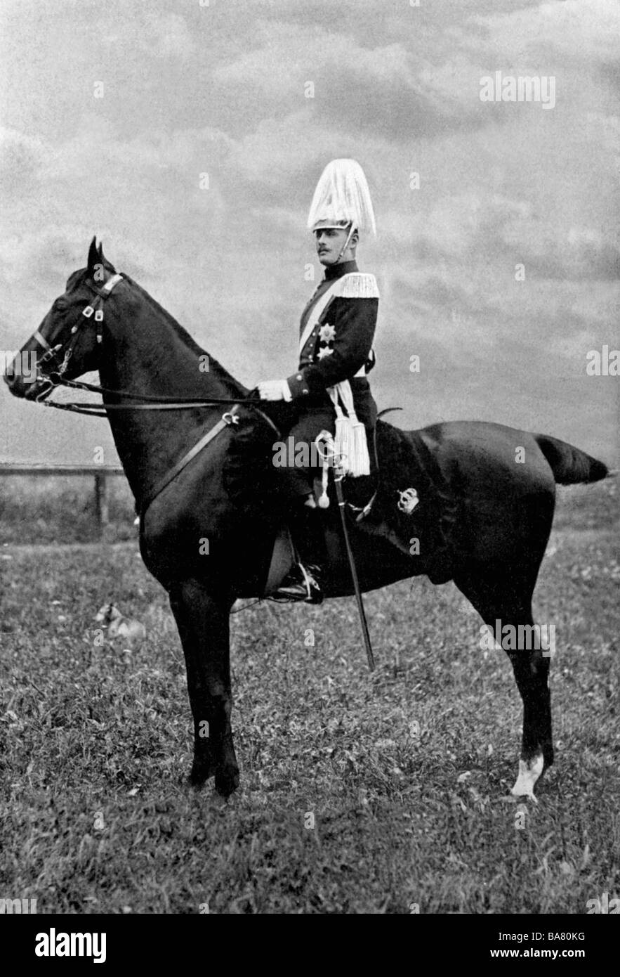 Thurn und Taxis, Albert Maria Prince of, 8.5.1867 - 22.1.1952, immagine equestre, uniforme del reggimento Cheveauleger bavarese 2nd 'Thurn und Taxis', circa 1895, Foto Stock