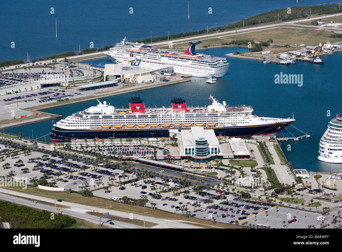 Navi da crociera nel porto di Port Canaveral, Cocoa Beach, Florida Foto Stock