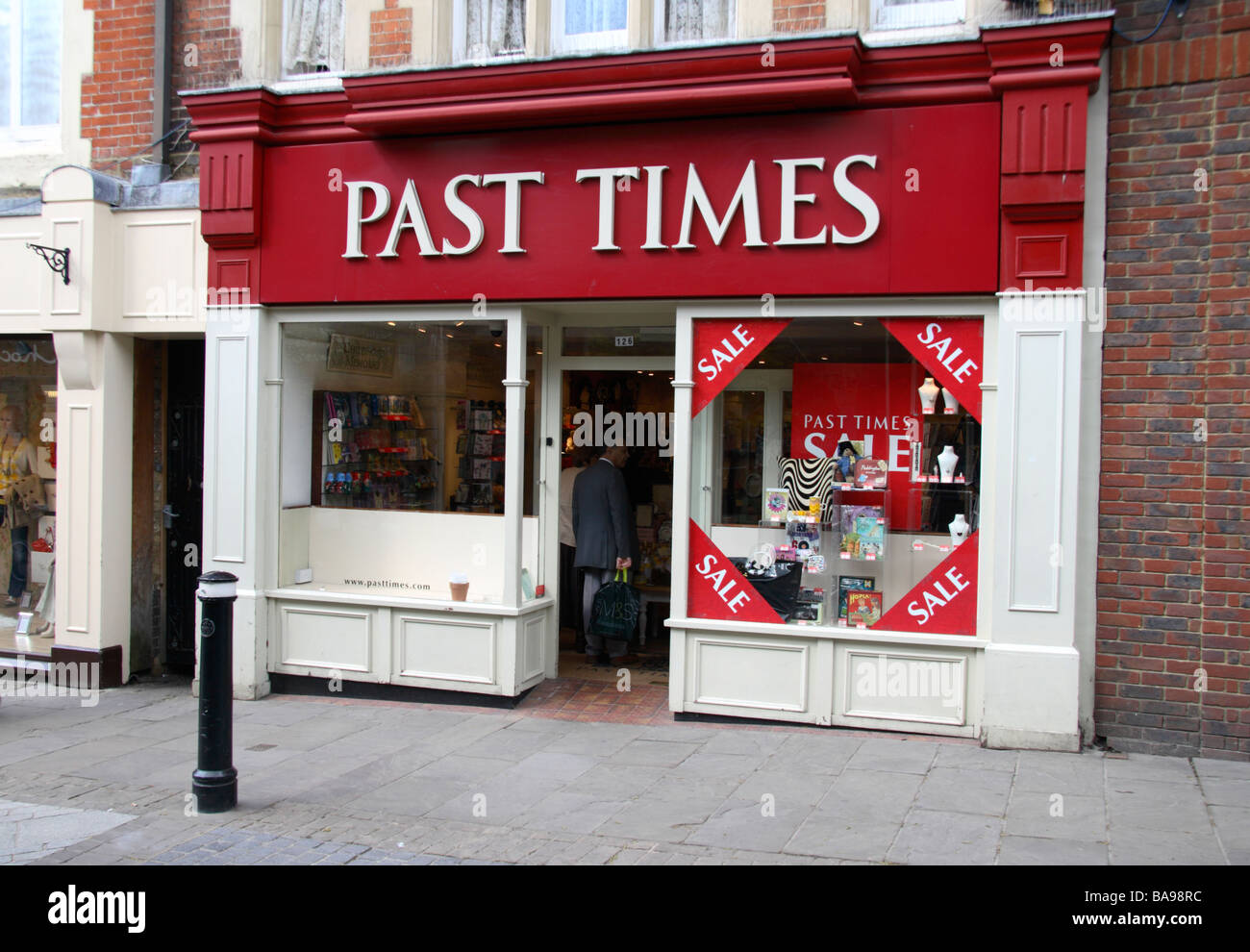 Il negozio di fronte dei tempi passati regali, Windsor, Berkshire, Regno Unito. Foto Stock