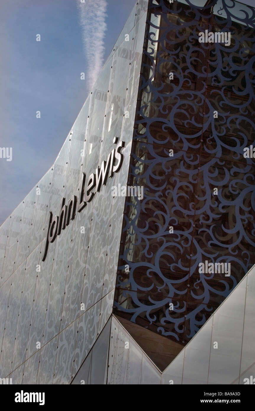 Il nuovo incredibile architettura moderna del vetro frontale John Lewis Store a Leicester di Highcross Shopping Centre. Foto Stock Il nuovo incredibile architettura moderna del vetro frontale John Lewis Store a Leicester di Highcross Shopping Centre. Foto Stock