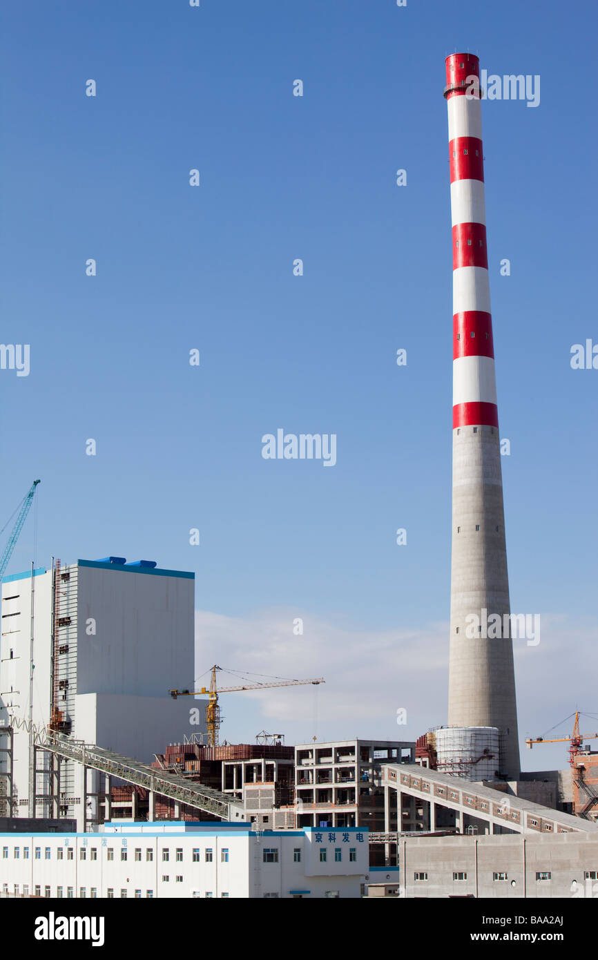 La costruzione di un nuovo Coal Fired power station in Mongolia interna in Cina settentrionale Foto Stock
