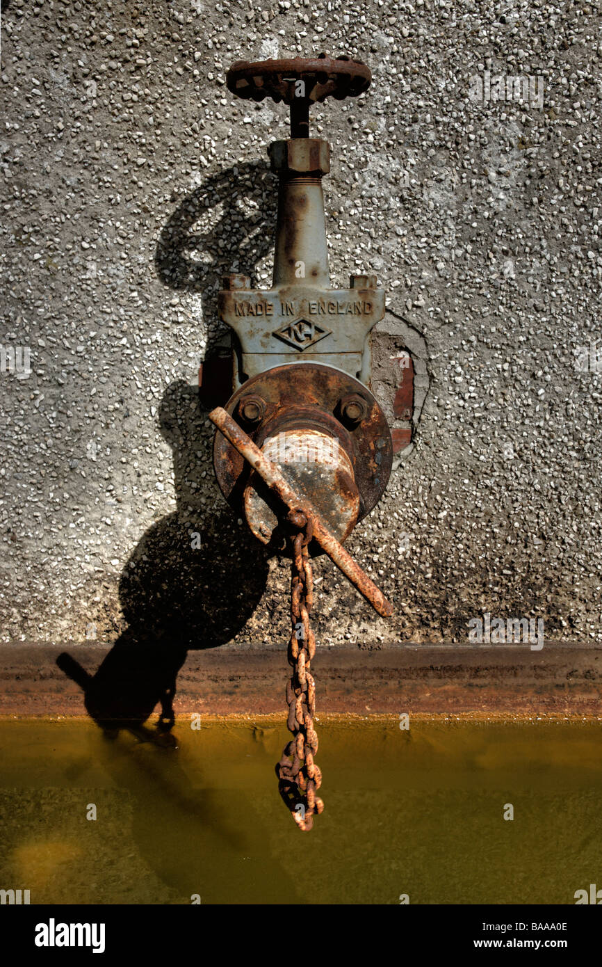 Valvola industriale/toccare fabbricato in Inghilterra Foto Stock
