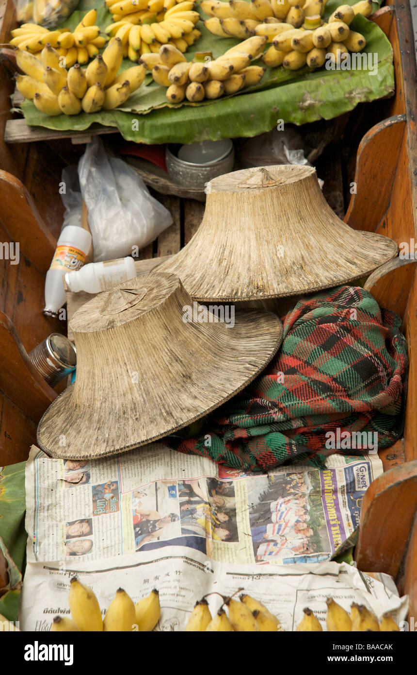 Cappelli tailandesi immagini e fotografie stock ad alta risoluzione - Alamy