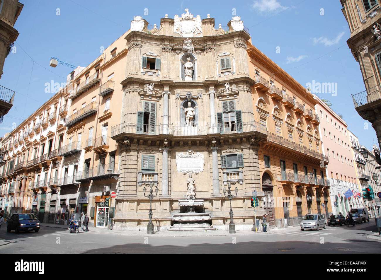 Fontana a quattro angoli, Quattro Canti, Palermo, Sicilia, Italia Foto Stock