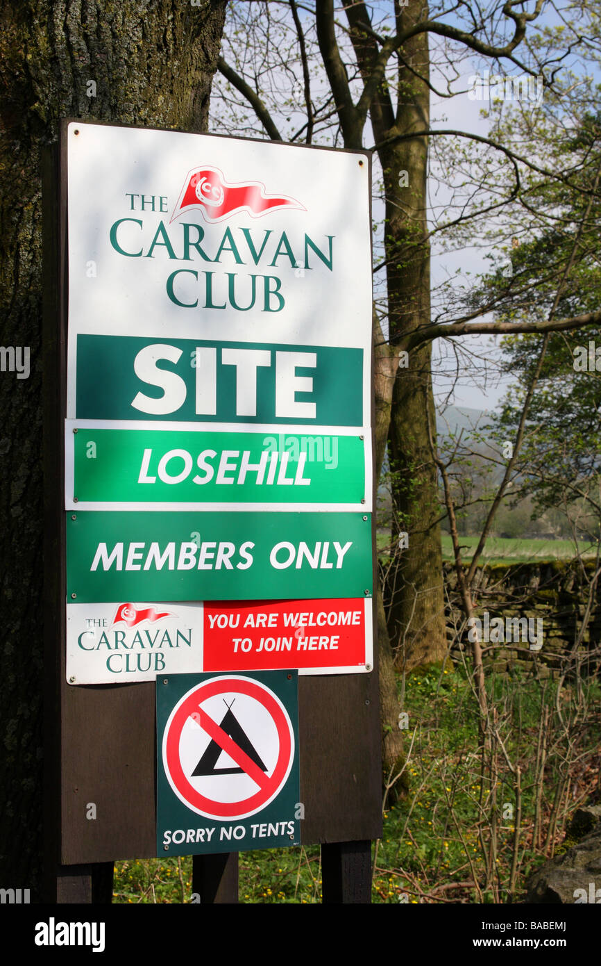 Un Caravan Club segno in una roulotte nel Regno Unito Foto Stock