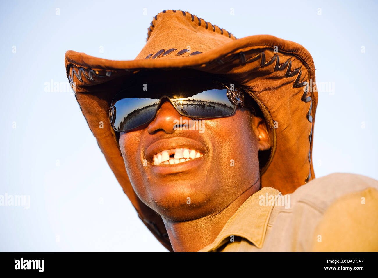 Il Botswana, a nord-ovest di distretto, Okavango Delta, guida locale Foto Stock