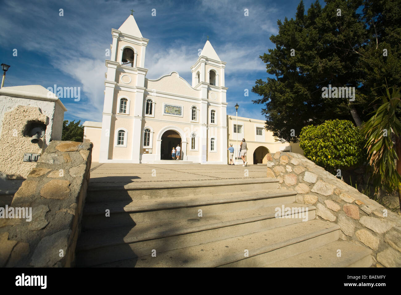 Messico San Jose del Cabo scale che portano alle torri gemelle di Iglesia San Jose chiesa costruita nel 1940 presso il sito della missione originale Foto Stock