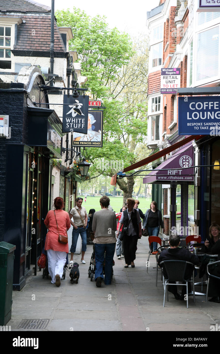 Strada stretta off verde Richmond Surrey 2009 Foto Stock