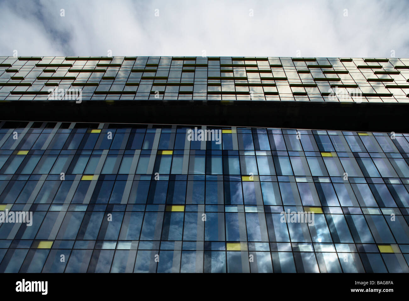 Palestra, Londra, Regno Unito, Alsop Architects Limited, Palestra esterno vista laterale. Foto Stock