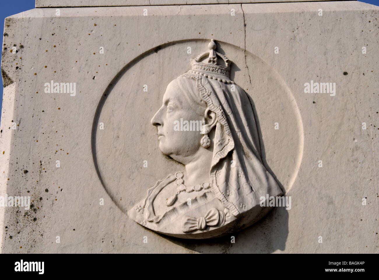 La regina Victoria sul Sud Africa War Memorial, Shrewsbury, Shropshire, Inghilterra, Regno Unito Foto Stock