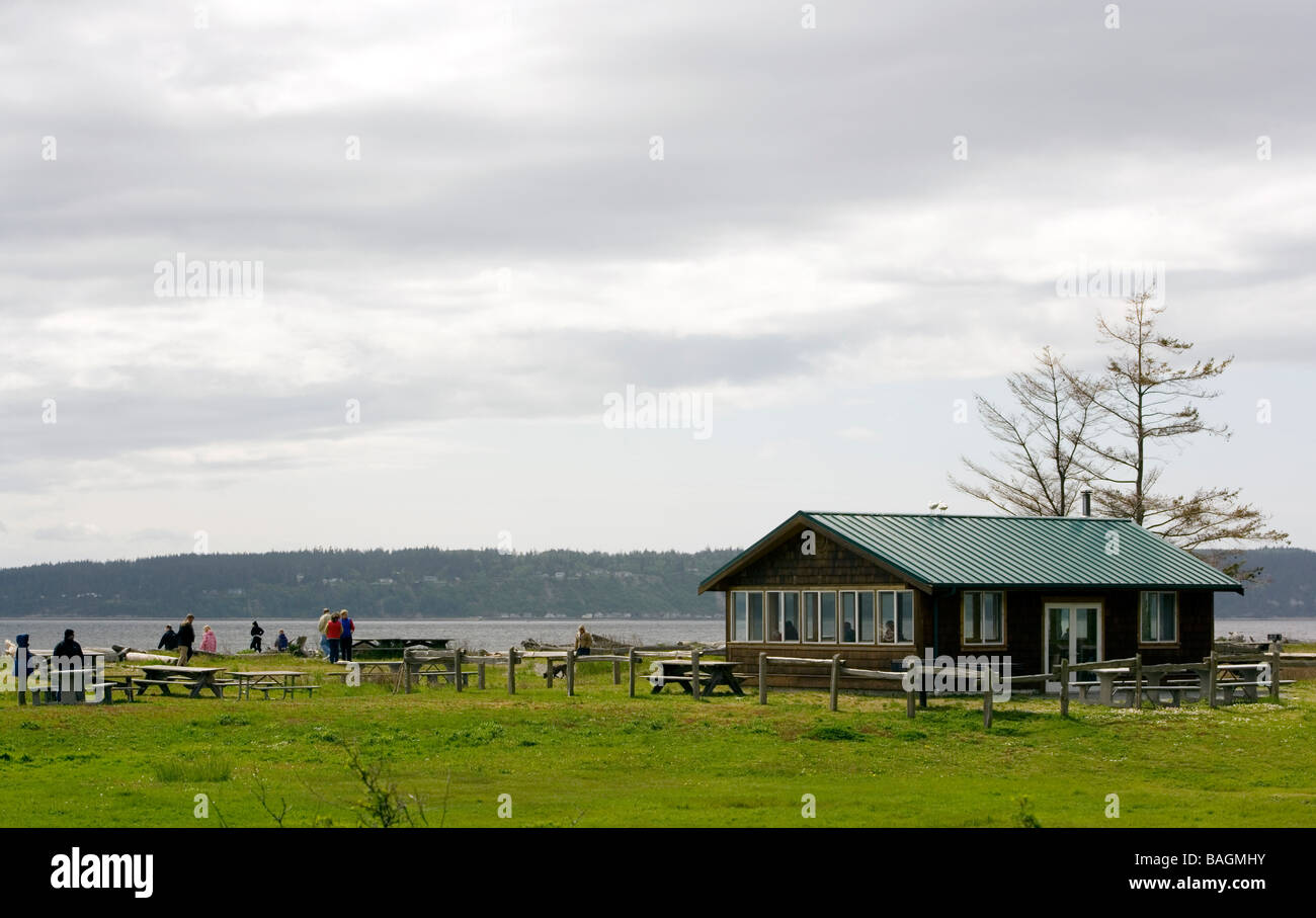 Shelter per picnic - Camano Island State Park - Camano Island, Washington Foto Stock