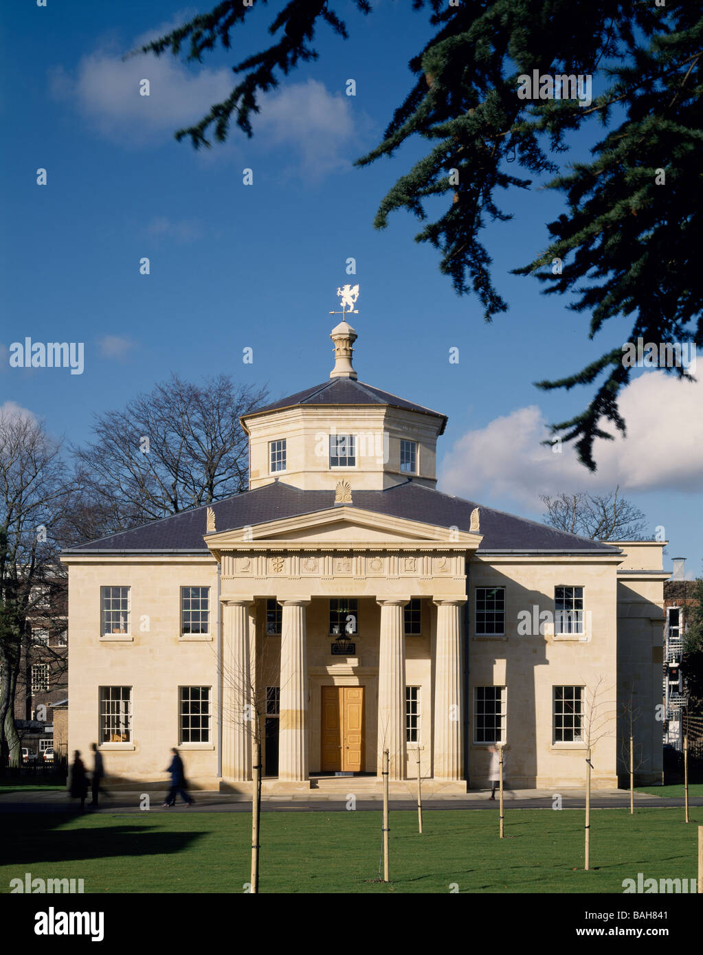 Maitland libreria Robinson, Cambridge, Regno Unito, Erith e Terry, Maitland libreria robinson quadrato su esterno. Foto Stock