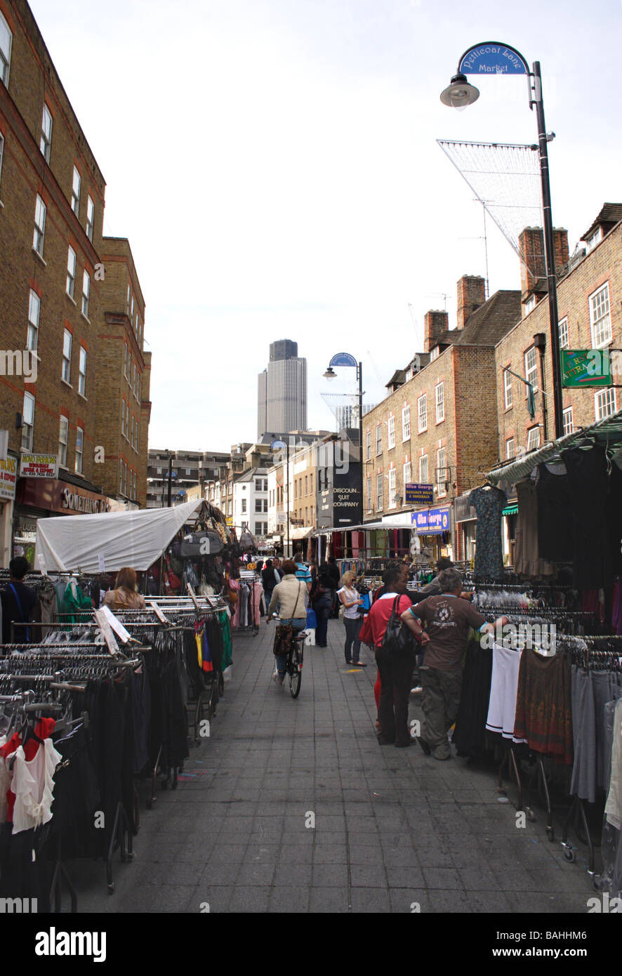 Petticoat Lane market Londra Aprile 2009 Foto Stock