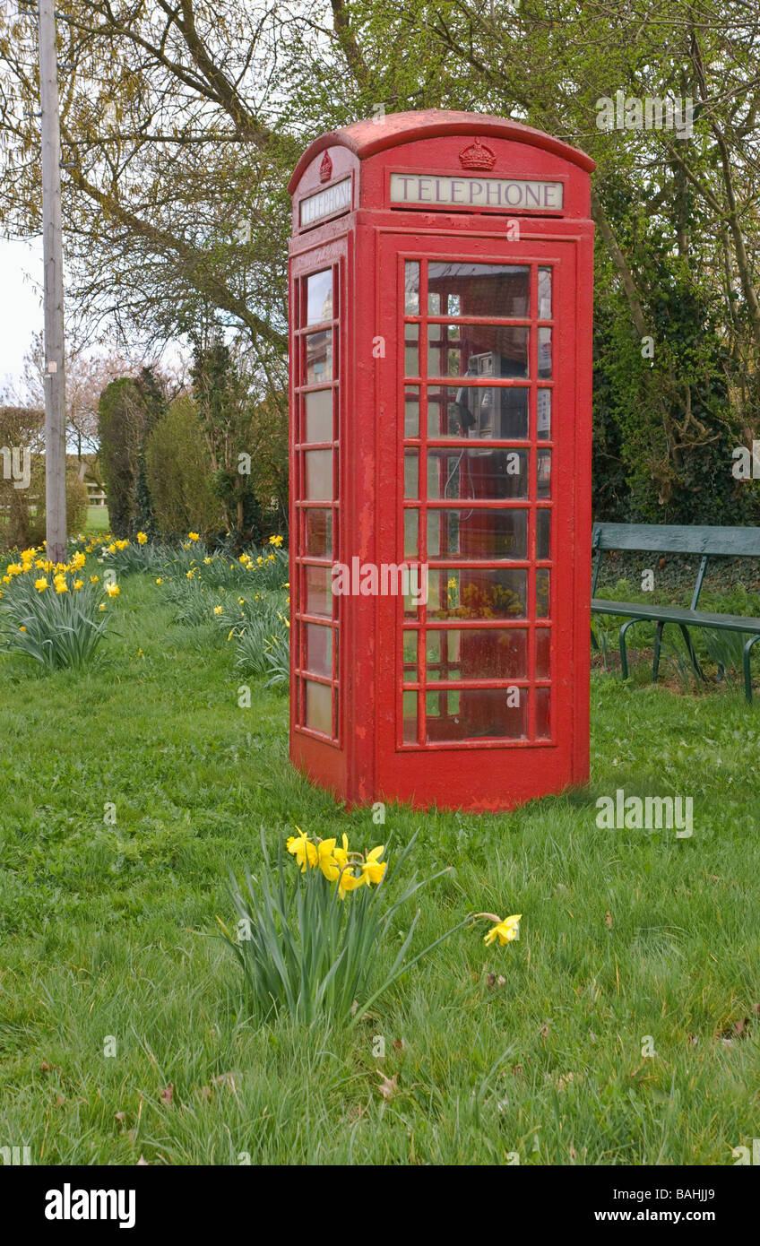 Telefono rosso box a poco Barugh, vicino a Pickering, North Yorkshire Foto Stock