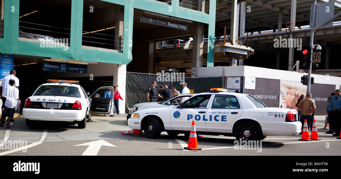 Scena di strada in L.una polizia: lotta contro la criminalità, Los Angeles, California, Stati Uniti d'America Foto Stock