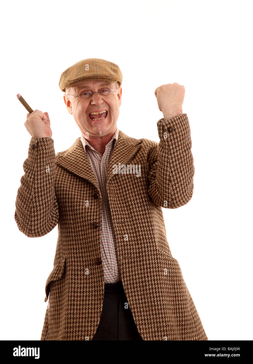 Aprile 2009 - gent paese inglese in un Harris twitted giacca che fuma un grande sigaro Foto Stock