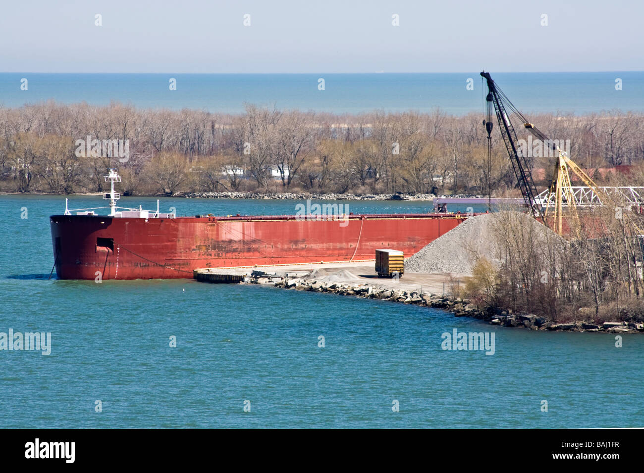 Nave rossa visibile in Erie in Pennsylvania Foto Stock