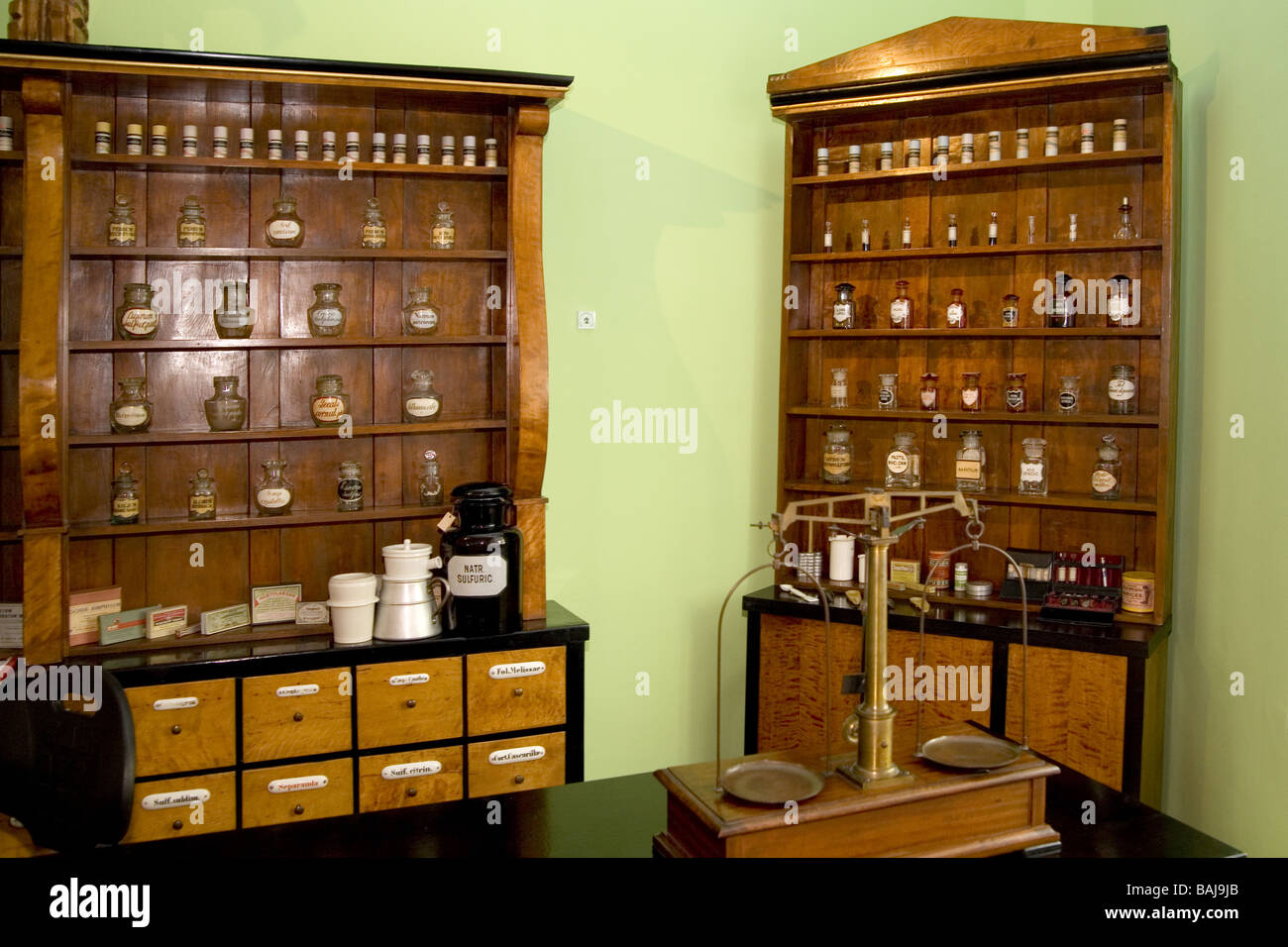 Farmacia s denominato Pod OrĹ em l'Aquila all'interno fu centro di assistenza degli ebrei Cracow Polonia Foto Stock