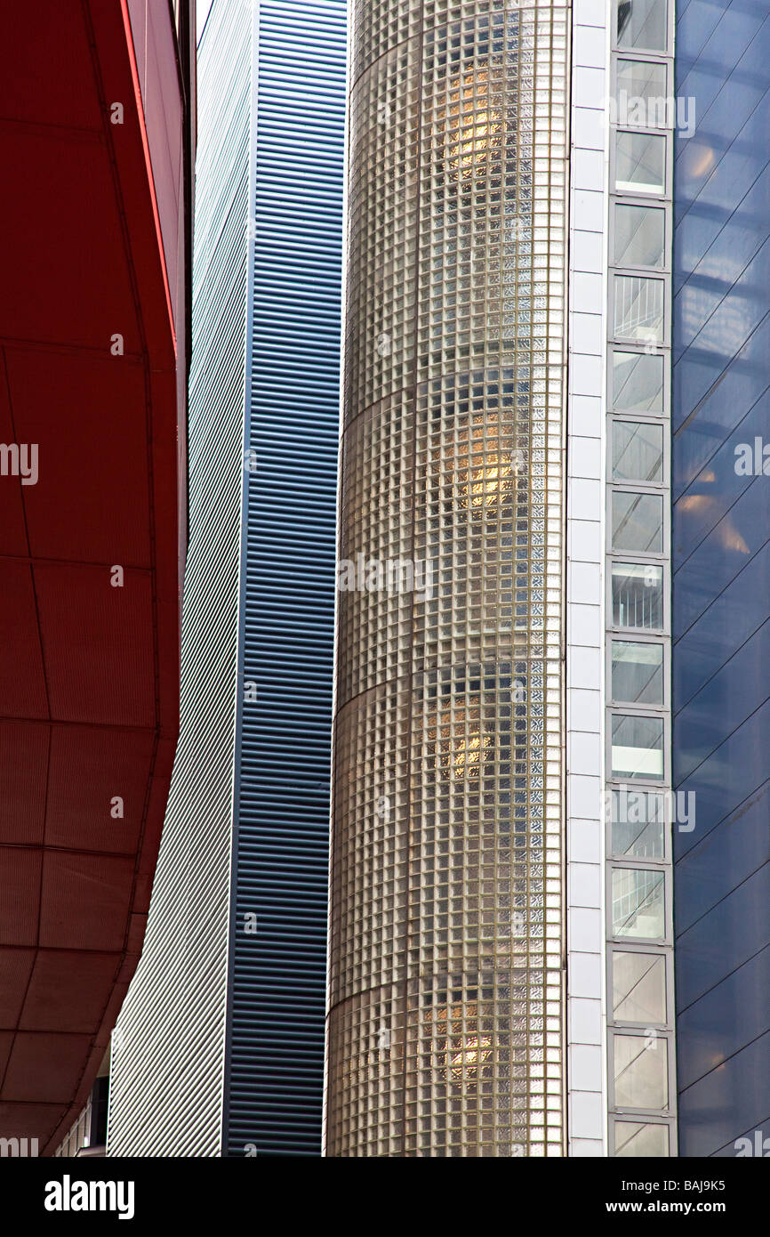 Architettura moderna in vetro e luci Cardiff Arms Park edifici esterni Wales UK Foto Stock