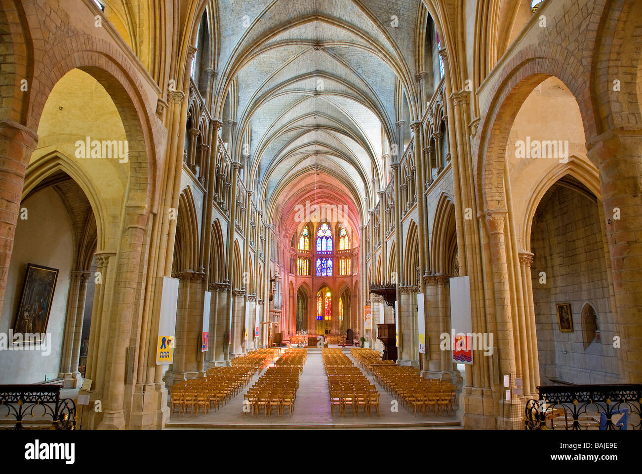 Francia, Nièvre, Nevers, Saint Cyr Sainte Julitte cattedrale Foto Stock