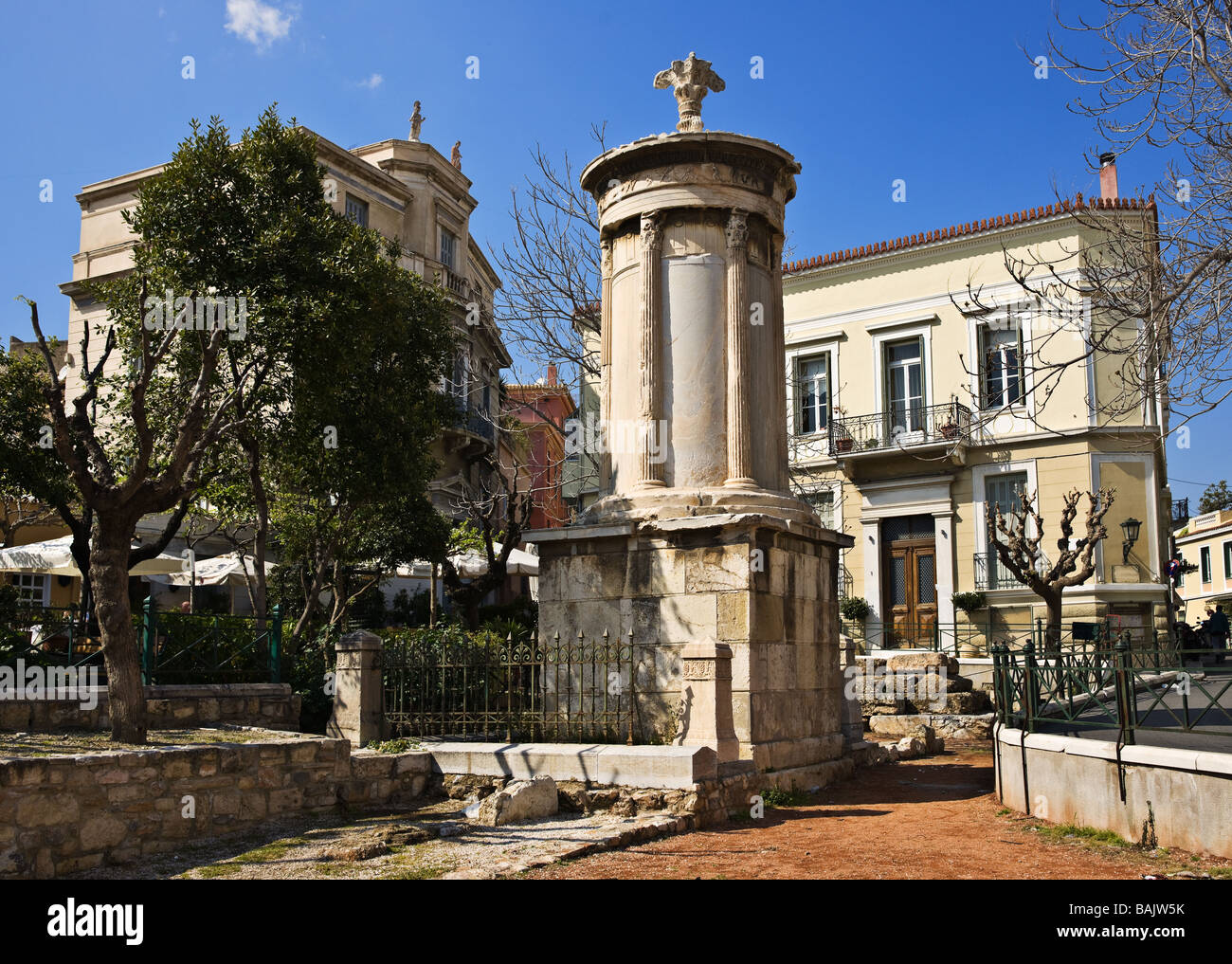 Piazza nel quartiere Plaka, Atene, Grecia Foto Stock