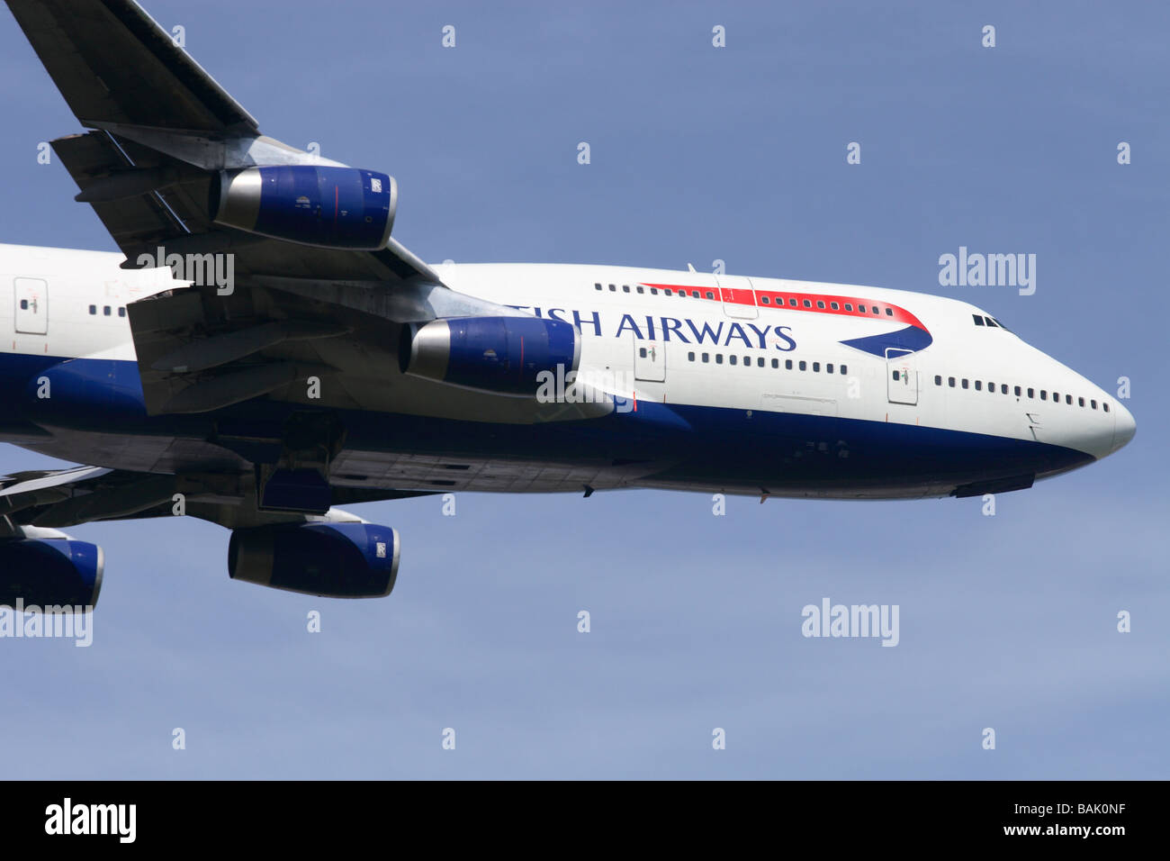 BA British Airways Boeing 747 jumbo jet tenendo spento Foto Stock
