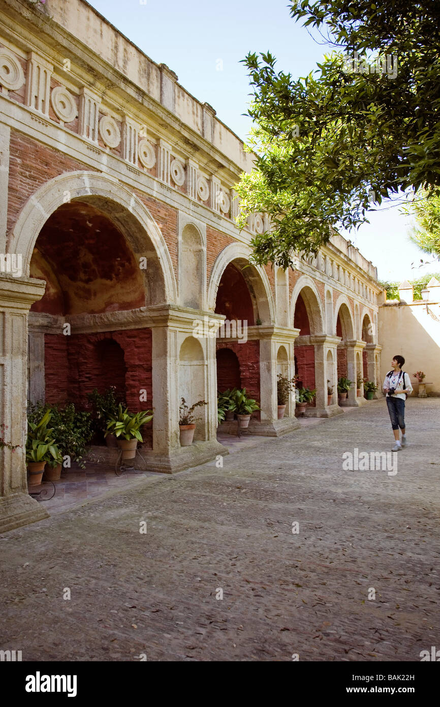 Giardini del Palazzo Ducale nel villaggio bianco di Bornos Sierra di Cadice Andalusia Spagna Foto Stock