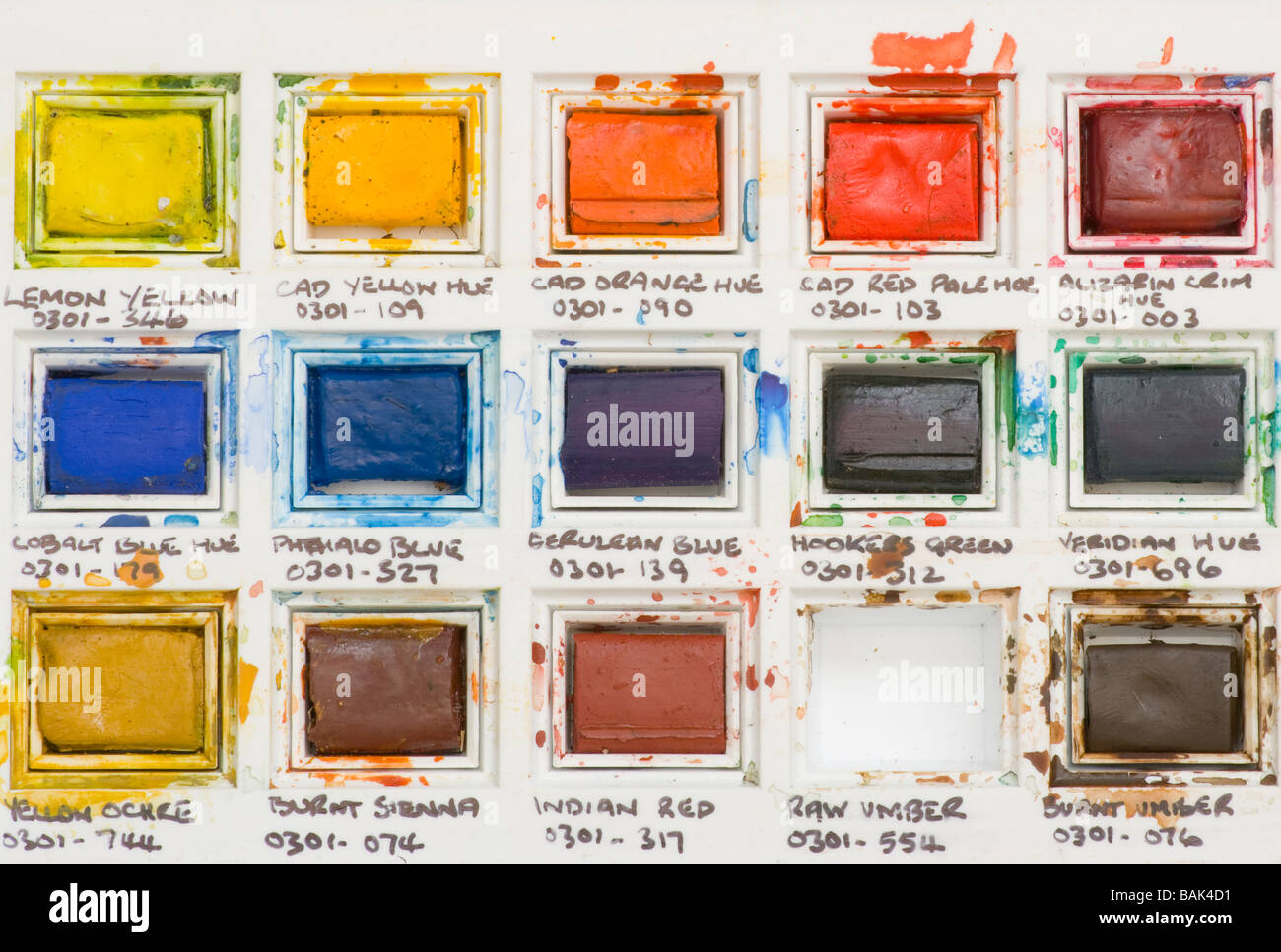 Watercolor palette immagini e fotografie stock ad alta risoluzione - Alamy