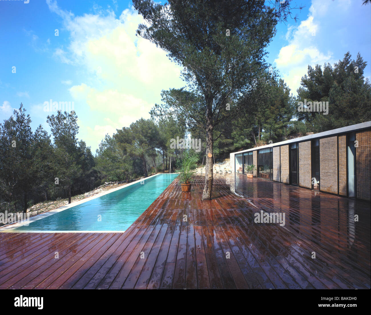 Villa Seux-Boss, Cadiere, Francia, Rudy Ricciotti, Villa seux-boss piscina e terrazza (1). Foto Stock