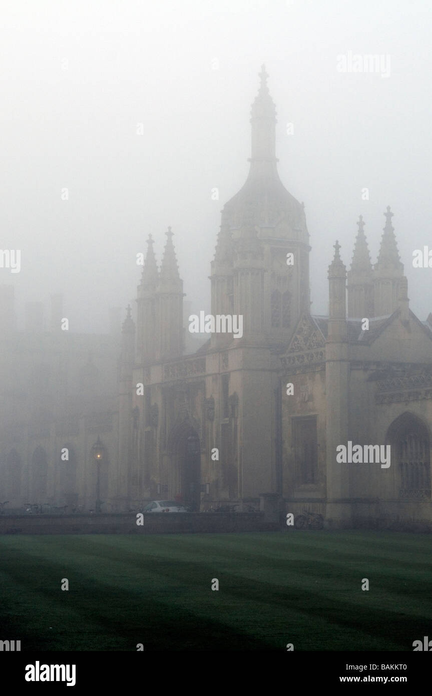 Cambridge su una nebbia Morming Foto Stock