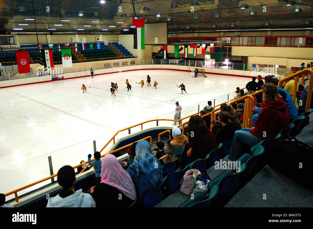 Hockey su ghiaccio pista di pattinaggio sul ghiaccio Foto Stock