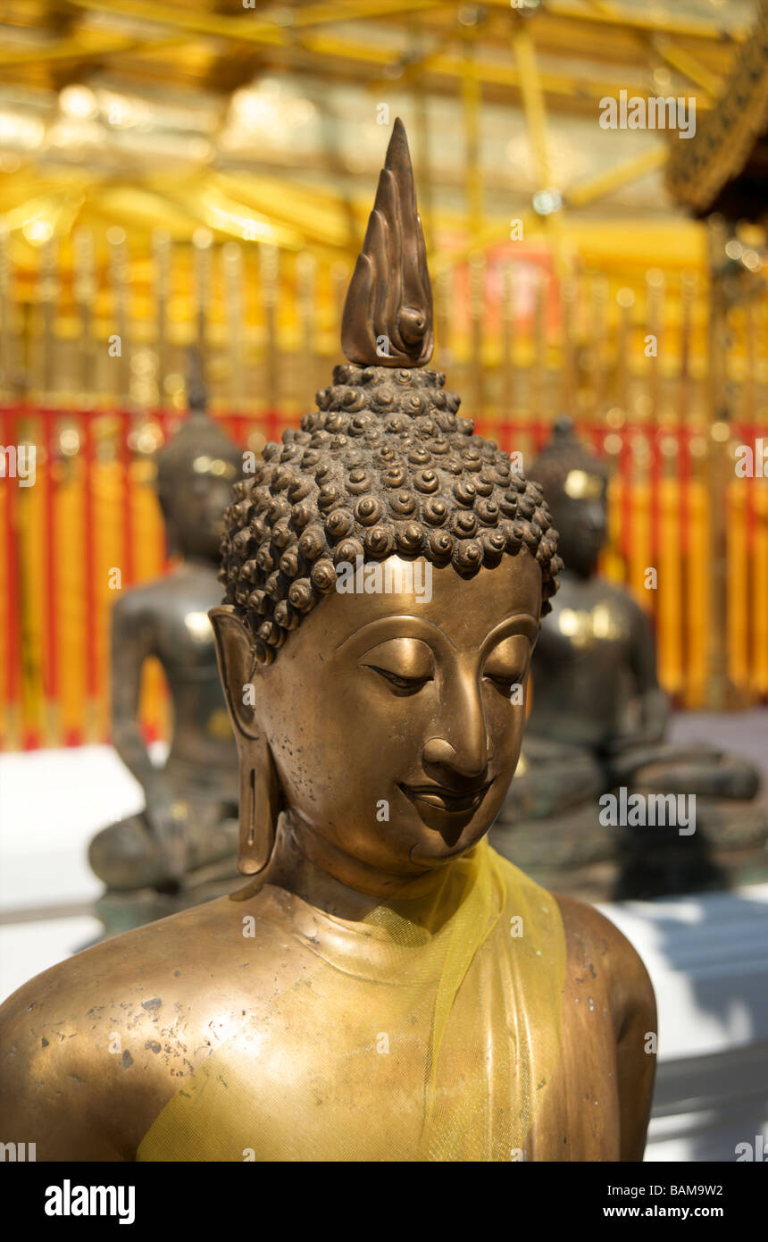 Statua del Buddha tempio Doi Suthep Chiang Mai nel nord della Thailandia Foto Stock